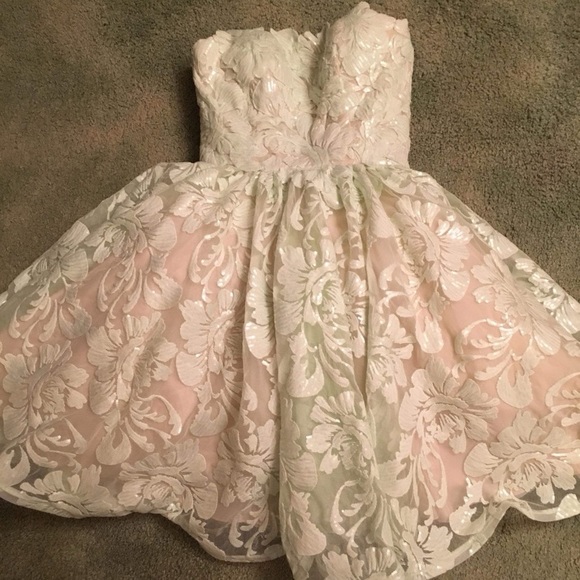 GreenStrapless sequin dress - Picture 1 of 1